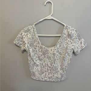White Cheetah Lululemon Align Short Sleeve Cropped Top Sz. 6